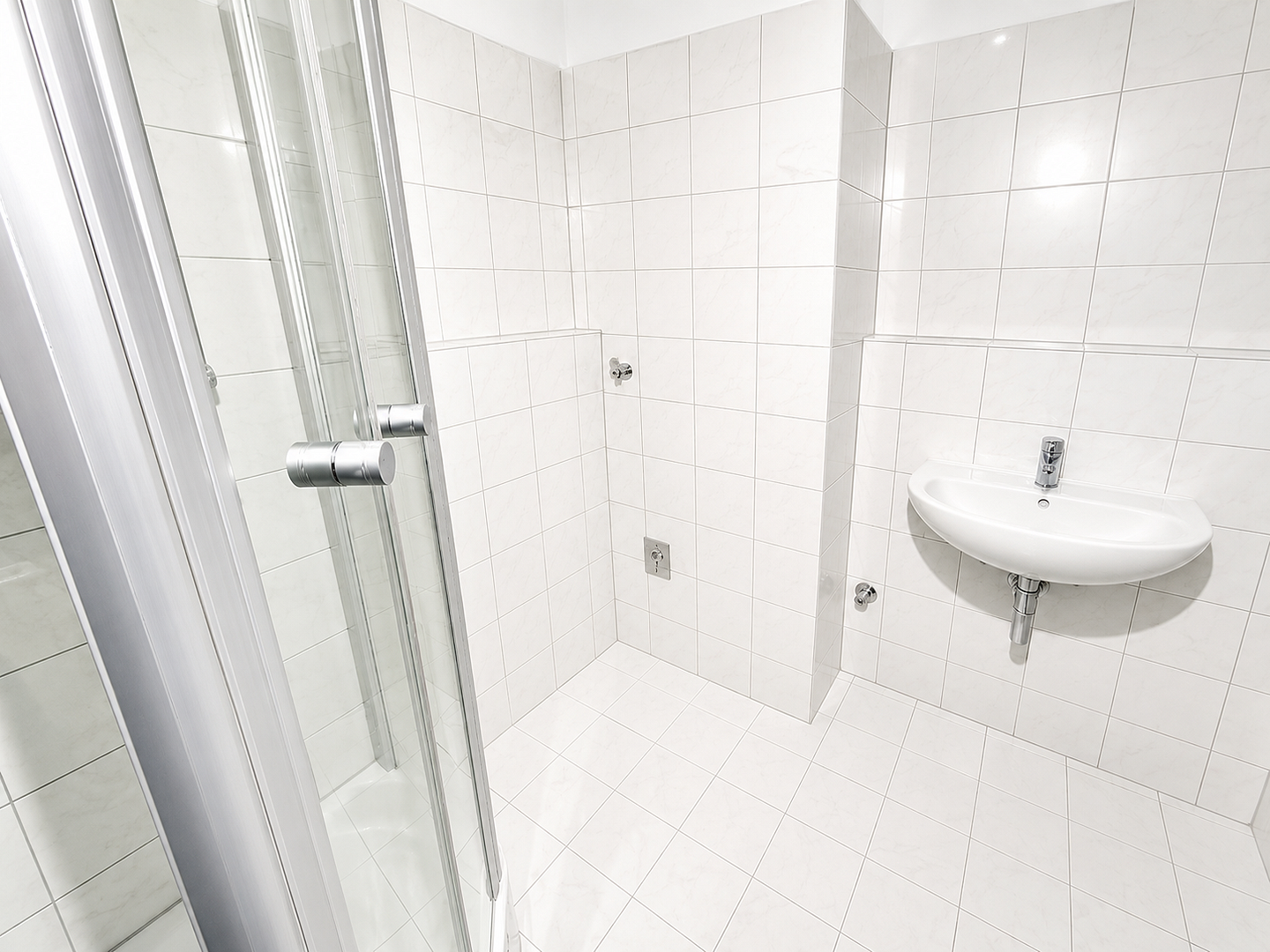 3 Zimmer Wohnung mit neuer Einbauküche / WG geeignet – Landgrabenstraße 19, 90443 Nürnberg(Steinbühl) – Vorschaubild 5
