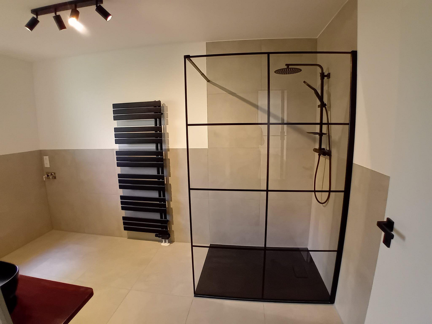 Frisch sanierte 2,5-Raum-Wohnung in ruhiger Lage – Radeberger Str. 26, 1328 Dresden Weissig(Weißig) – Vorschaubild 7