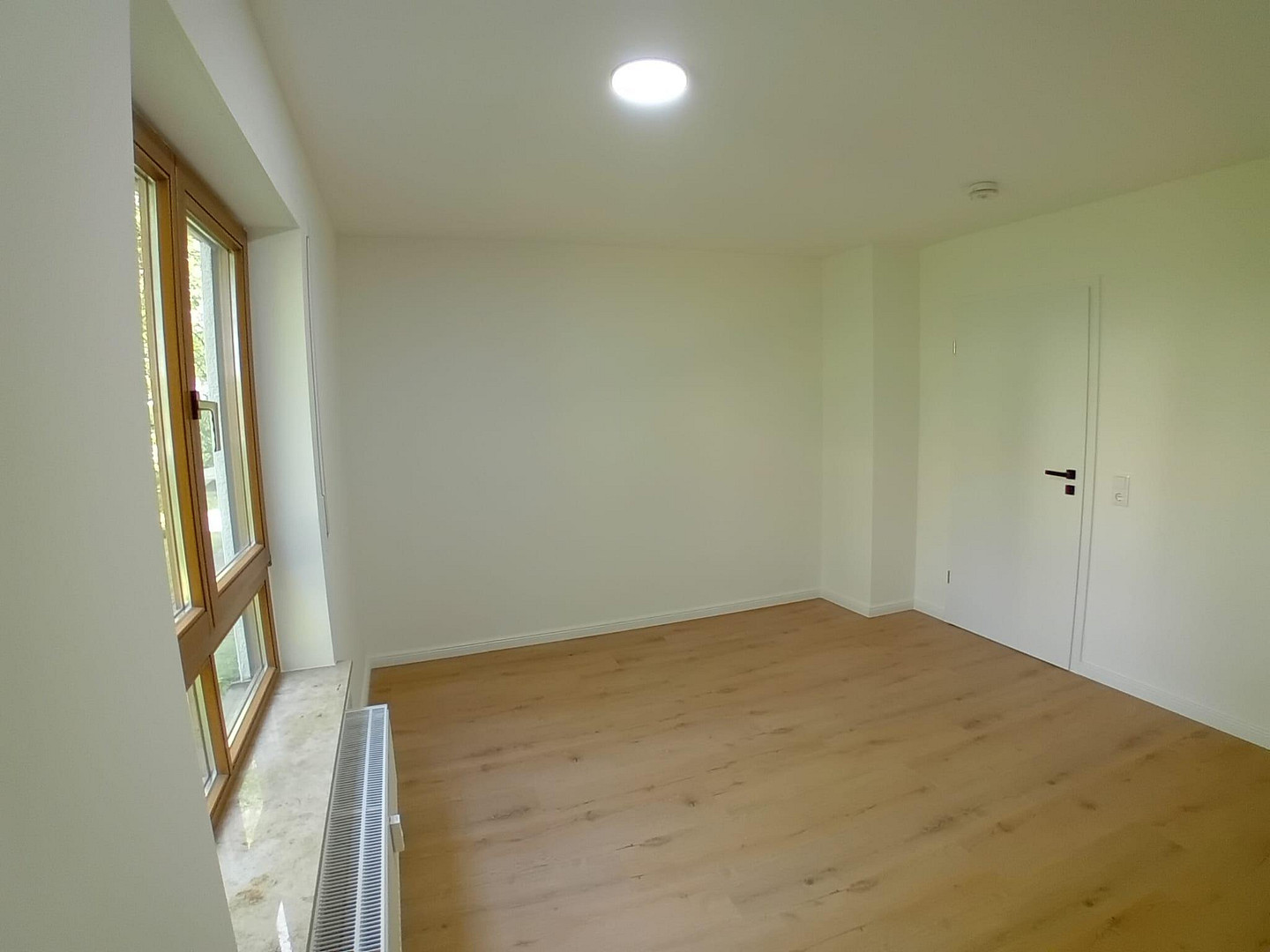 Frisch sanierte 2,5-Raum-Wohnung in ruhiger Lage – Radeberger Str. 26, 1328 Dresden Weissig(Weißig) – Vorschaubild 11