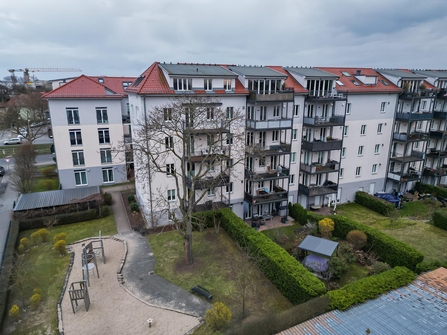 4,5-Zi-Whg / gr. Wohnküche / Vollbad / Gäste-WC / gr. Balkon / von privat in Berlin-Johannisthal – Sterndamm 66 E, 12487 Berlin(Johannisthal) – Vorschaubild 4