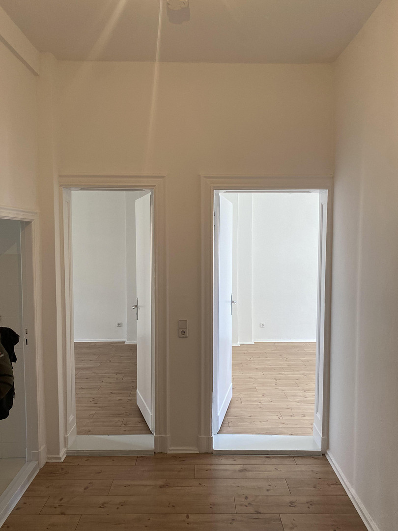 4-Zimmerwohnung mit Balkon im 1. OG in einem sanierten Altbau in Lichtenberg – Magdalenenstraße 21, 10365 Berlin(Lichtenberg) – Vorschaubild 3