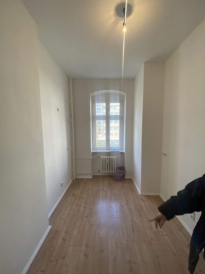 4-Zimmerwohnung mit Balkon im 1. OG in einem sanierten Altbau in Lichtenberg – Magdalenenstraße 21, 10365 Berlin(Lichtenberg) – Vorschaubild 2