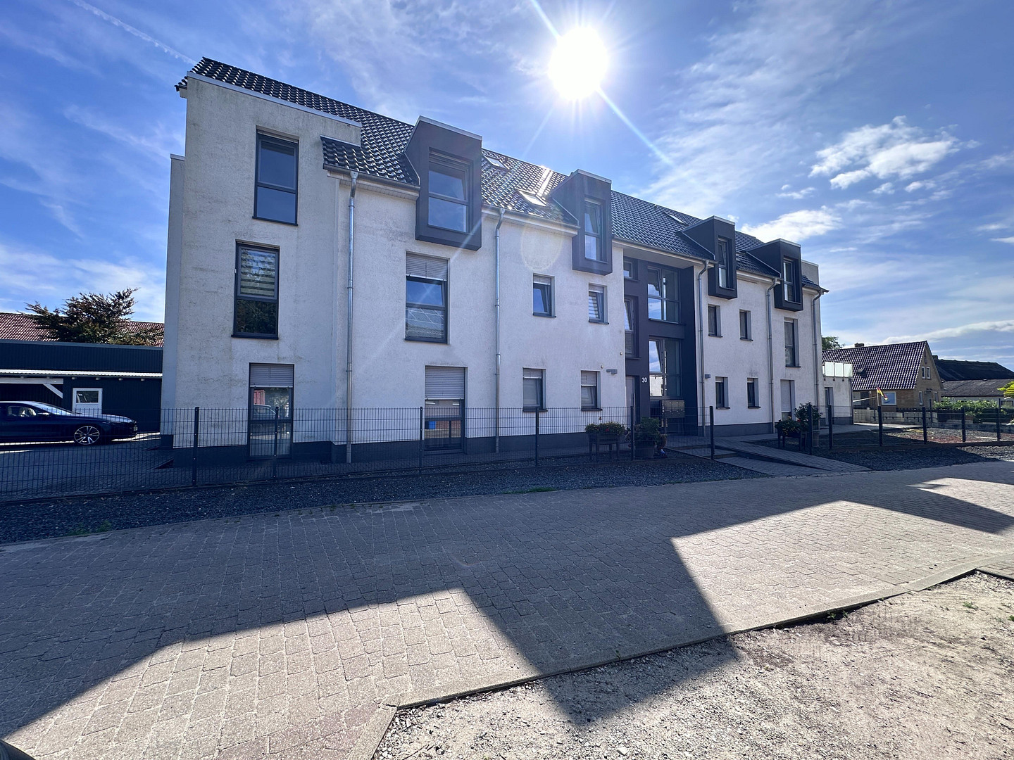 *Neuwertig & Zentral*: Geräumige 4-Zi.-Wohnung mit Balkon & Gäste-WC in Westerbeck – 38524 Westerbeck – Vorschaubild 16