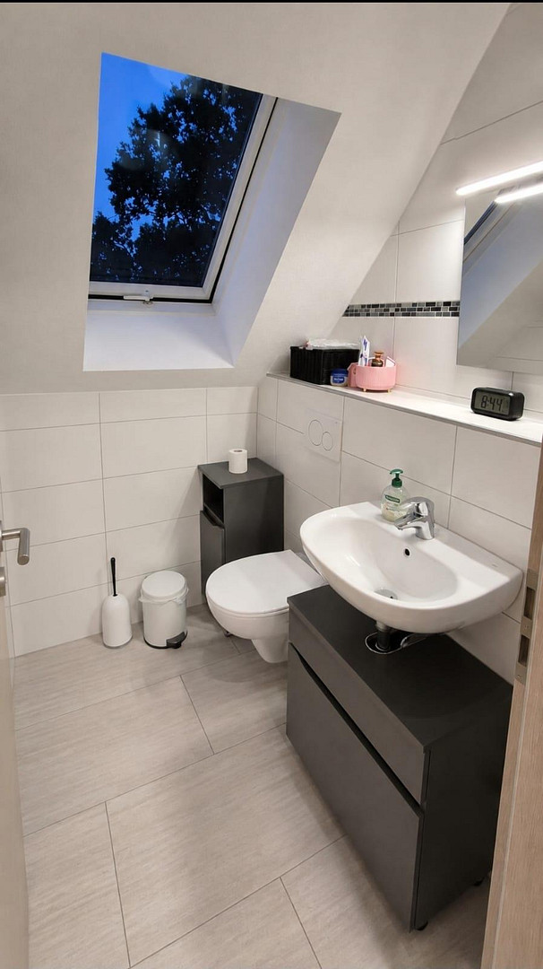 *Neuwertig & Zentral*: Geräumige 4-Zi.-Wohnung mit Balkon & Gäste-WC in Westerbeck – 38524 Westerbeck – Vorschaubild 8