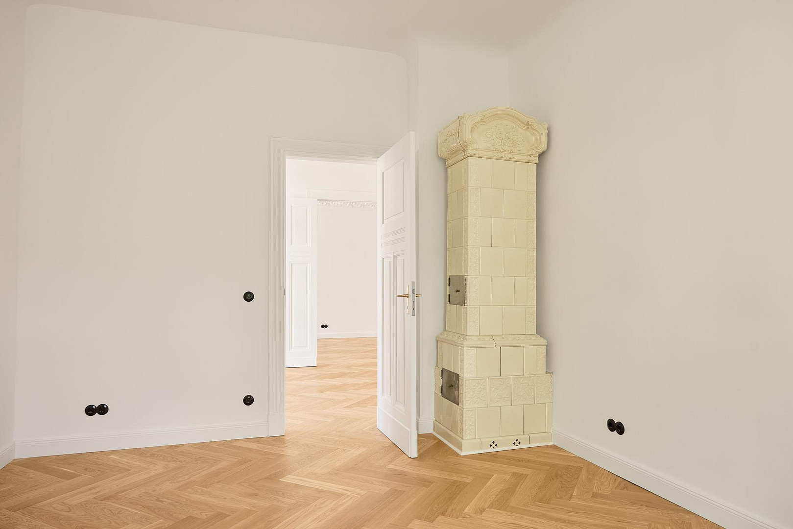 Friedenau: 3-Zi Altbau zum Erstbezug mit Balkon, Dusche & Freistehender Badewanne, Provi.frei – 12161 Berlin(Friedenau) – Vorschaubild 11