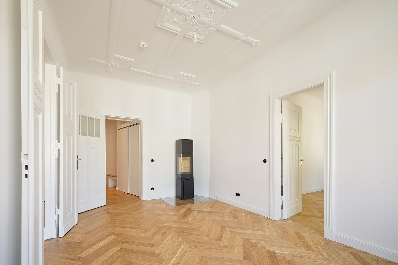 Friedenau: 3-Zi Altbau zum Erstbezug mit Balkon, Dusche & Freistehender Badewanne, Provi.frei – 12161 Berlin(Friedenau) – Vorschaubild 13