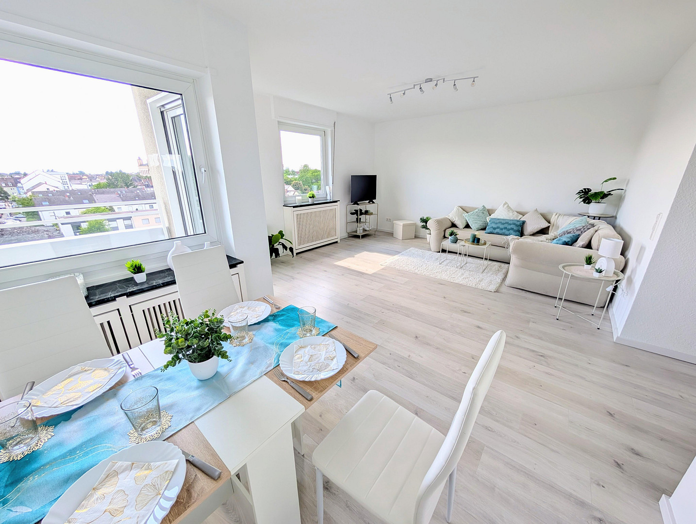 PROVISIONSFREI - sofort einziehen - Helle 3-Zimmerwohnung mit Blick zur Pfalz, komplett renoviert – 67071 Ludwigshafen am Rhein(Oggersheim) – Vorschaubild 2