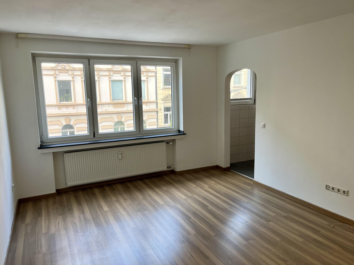KÖLN-SÜDSTADT; LICHTDURCHFLUTETES 1 ZIMMER-APARTMENT – 50667 Köln(Innenstadt) – Vorschaubild 3
