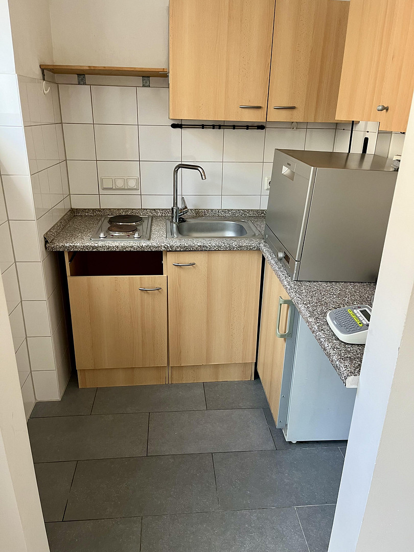 KÖLN-SÜDSTADT; LICHTDURCHFLUTETES 1 ZIMMER-APARTMENT – 50667 Köln(Innenstadt) – Vorschaubild 4