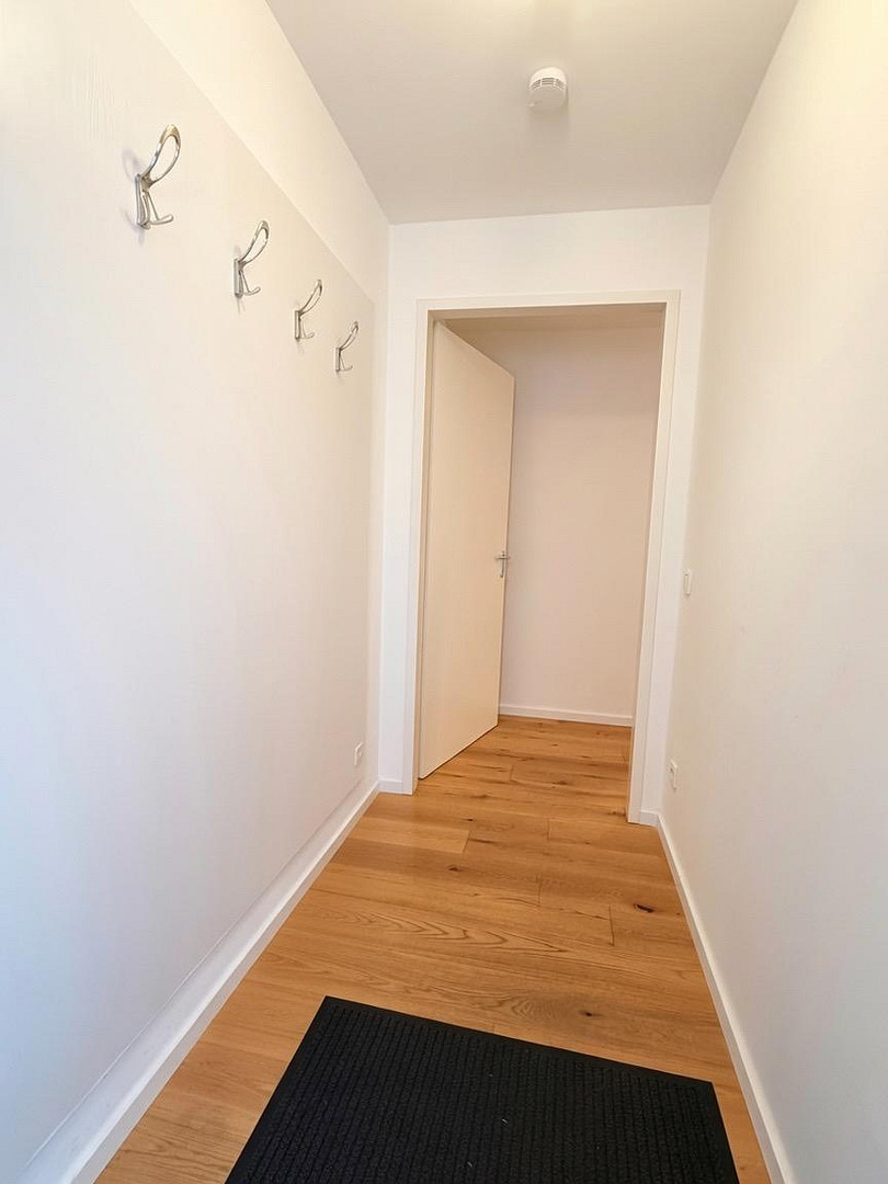 Familienfr. 4-Zi.-Whg. mit Loggia & TG-Stellplatz in München-Am Hart (privat) – 80937 München(Am Hart) – Vorschaubild 5