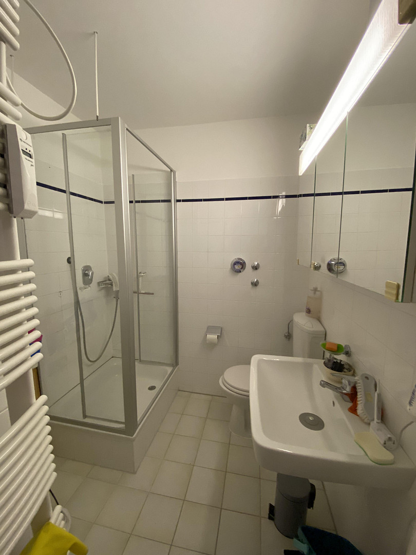 Schöne,helle 2-Zimmer-WG mit Südbalkon – Georgenschwaigstraße 29, 80807 München(Milbertshofen) – Vorschaubild 4