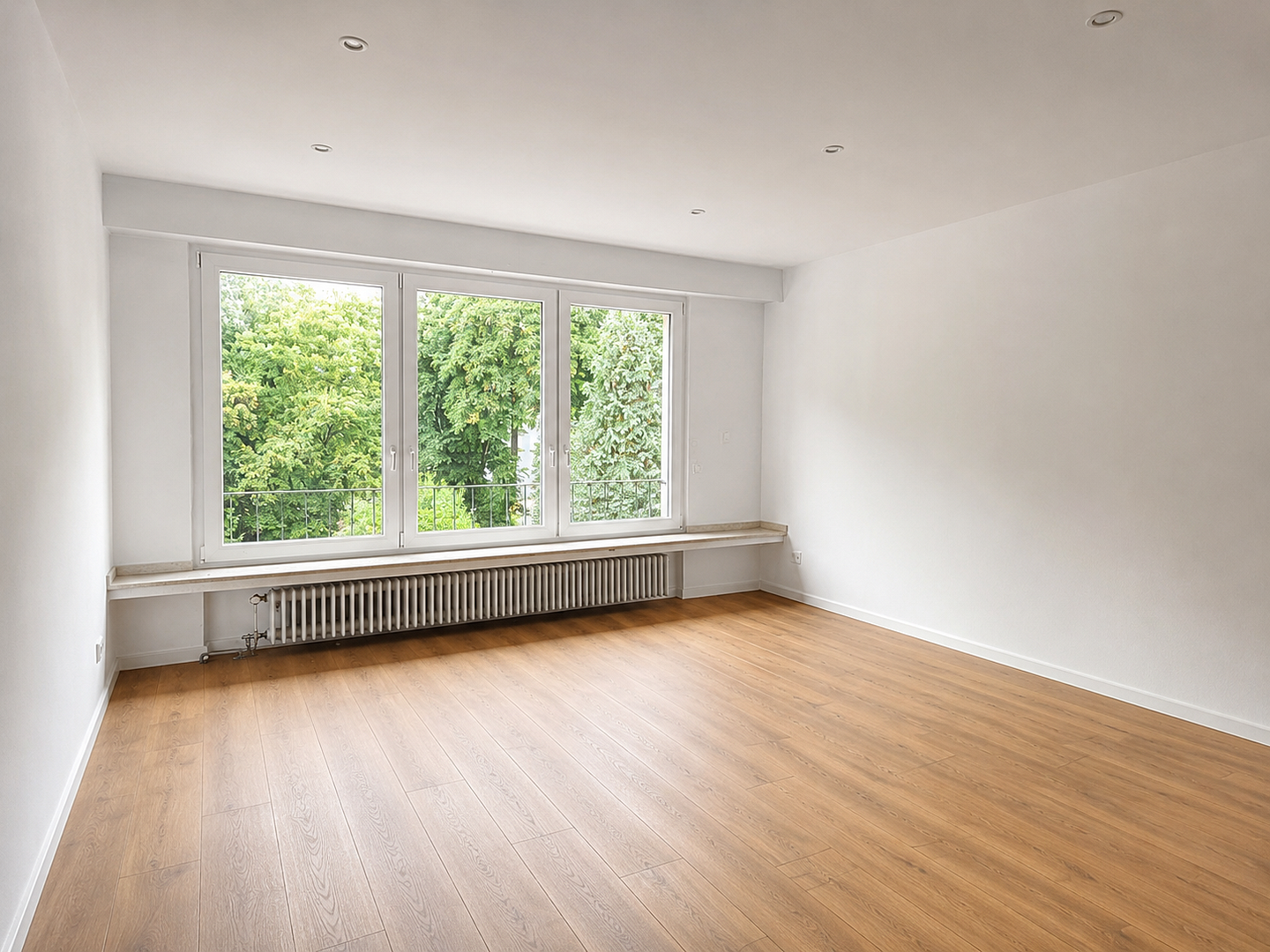 Sanierte 3,5 Zimmer Wohnung mit Balkon in Oberhausen, Garage auf Wunsch – 46049 Oberhausen(Alt-Oberhausen) – Vorschaubild 6
