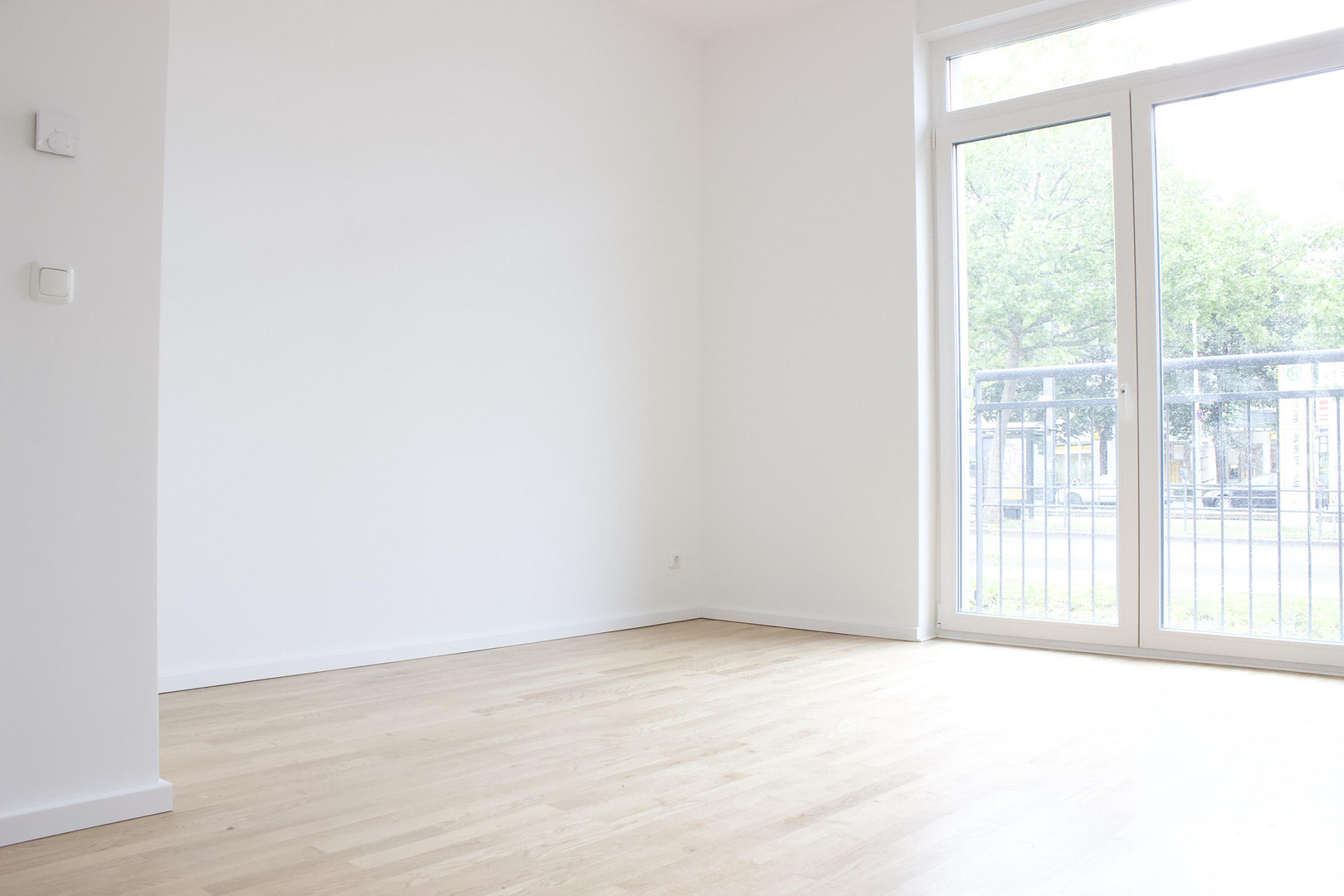 3,5-Zi-Whg / gr. Wohnküche / Vollbad / Gäste-WC / Terrasse / von privat in Berlin-Johannisthal – Sterndamm 66 F, 12487 Berlin(Johannisthal) – Vorschaubild 9
