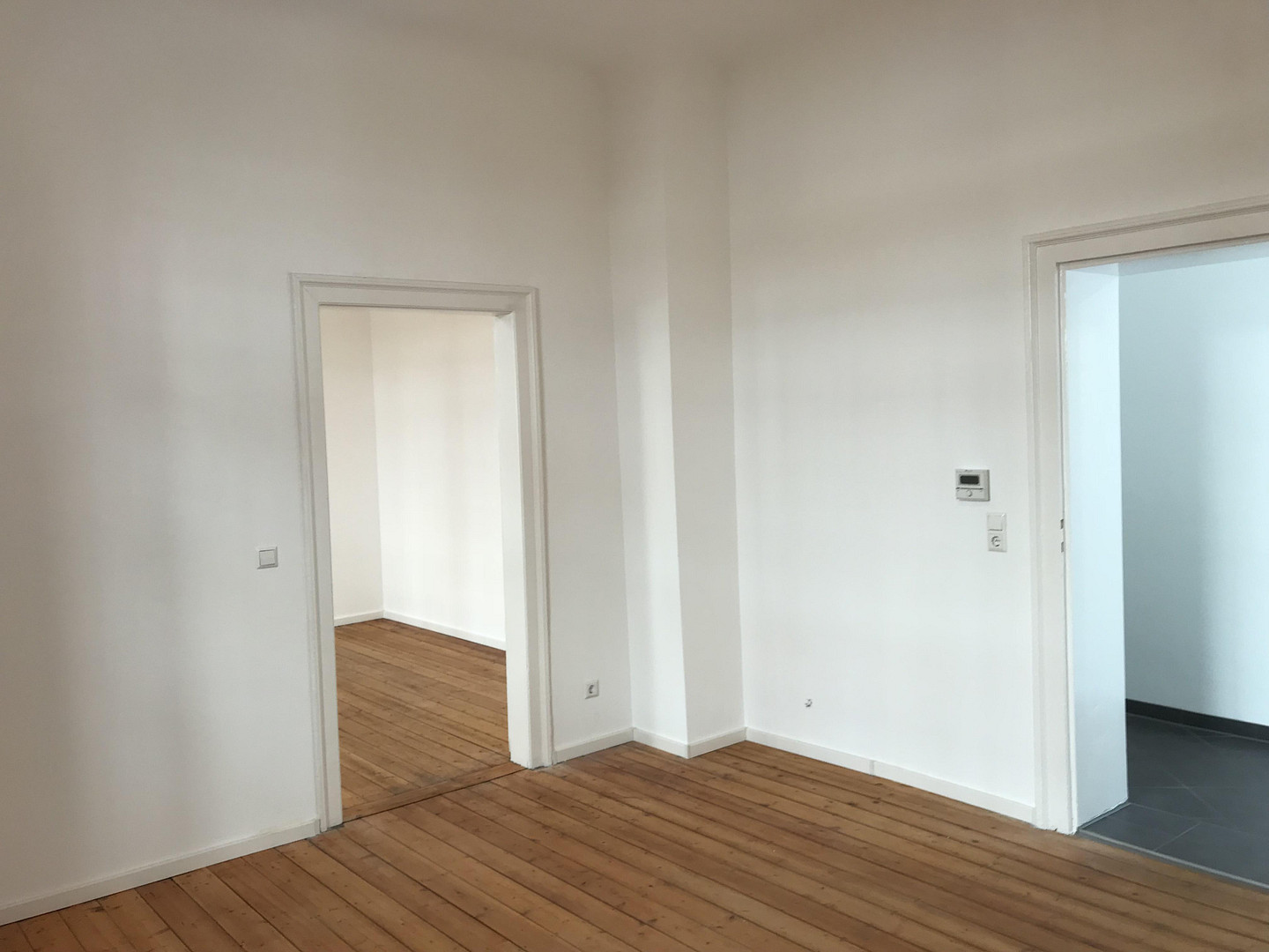 Provisionsfrei: Helle 3-Zimmer-Altbauwohnung mit Fernwärme in Mannheim (Max-Joseph-Straße) – 68167 Mannheim – Vorschaubild 10