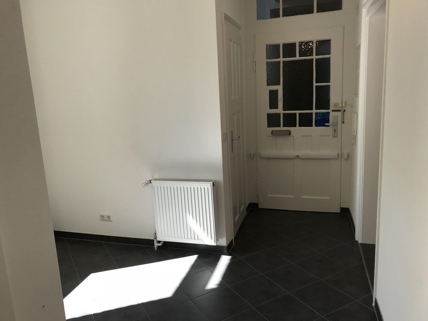 Provisionsfrei: Helle 3-Zimmer-Altbauwohnung mit Fernwärme in Mannheim (Max-Joseph-Straße) – 68167 Mannheim – Vorschaubild 5