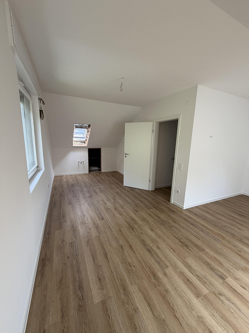 Sanierte Doppelhaushälfte Garage & Terrasse – Stieghorst – 33605 Bielefeld – Vorschaubild 4