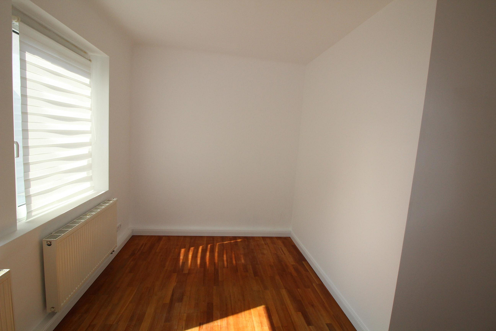 Frisch renovierte E.G Wohnung mit Balkon und Garten zur Mitnutzung – 70199 Stuttgart(Süd) – Vorschaubild 16