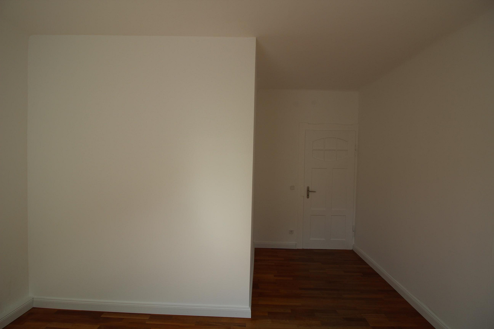 Frisch renovierte E.G Wohnung mit Balkon und Garten zur Mitnutzung – 70199 Stuttgart(Süd) – Vorschaubild 18