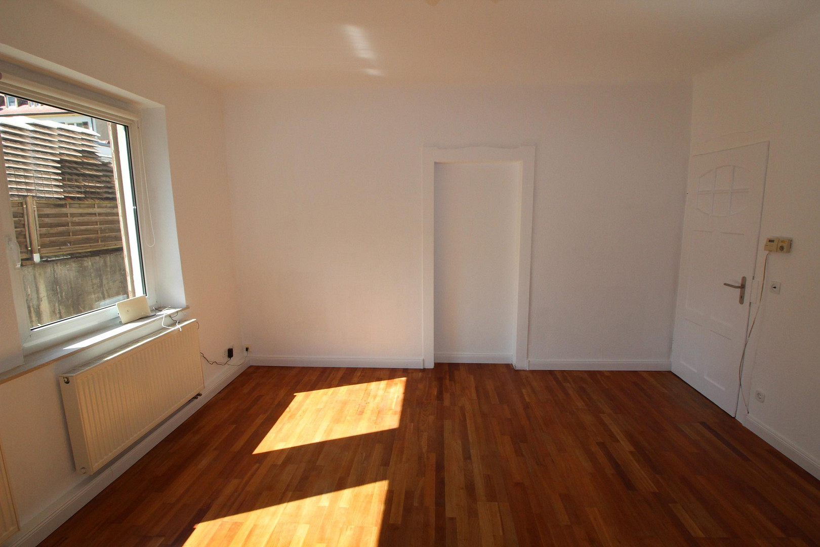Frisch renovierte E.G Wohnung mit Balkon und Garten zur Mitnutzung – 70199 Stuttgart(Süd) – Vorschaubild 9