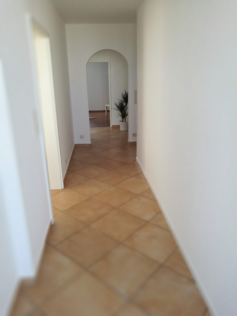 Über den Dächern Offenbachs: Großzügige 3-Zimmer-Wohnung mit zwei Balkonen – provisionsfrei – 63065 Offenbach am Main – Vorschaubild 9