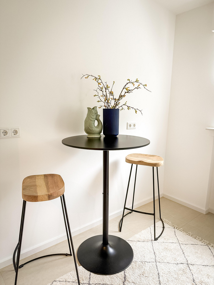 Wunderschöne 3 Zimmer-Wohnung mit großem Balkon & Stellplatz vor der Tür in Sachsenhausen-Nord – 60596 Frankufrt(Sachsenhausen) – Vorschaubild 7
