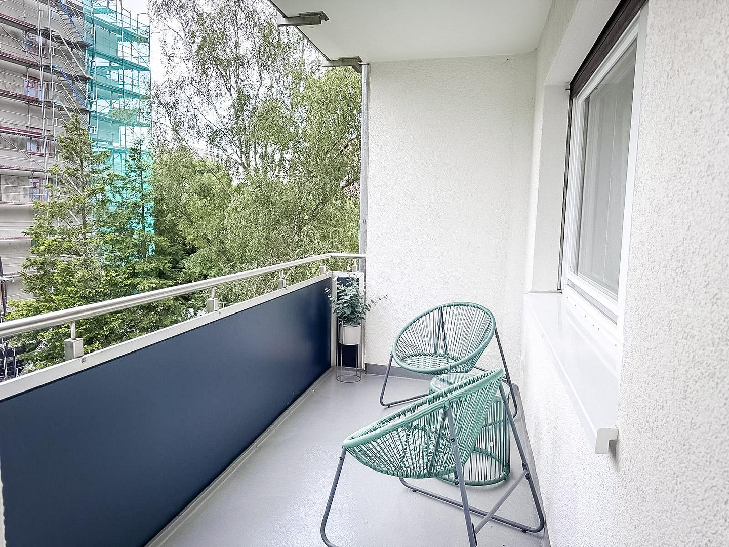 Wunderschöne 3 Zimmer-Wohnung mit großem Balkon & Stellplatz vor der Tür in Sachsenhausen-Nord – 60596 Frankufrt(Sachsenhausen) – Vorschaubild 12