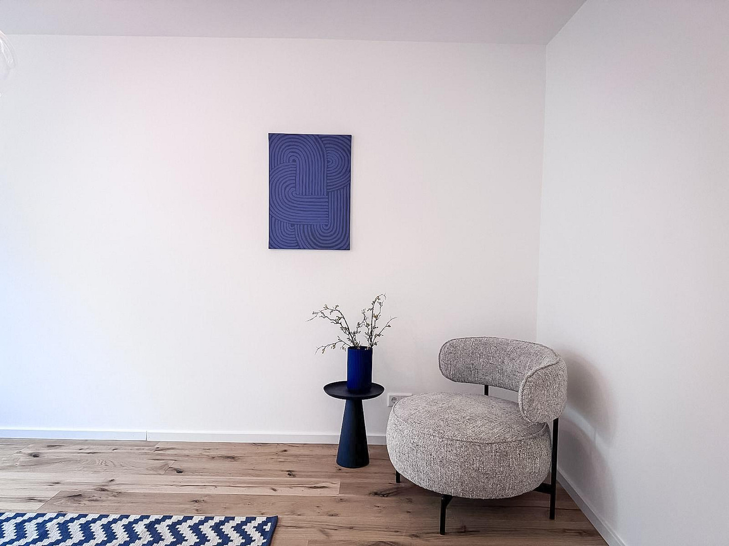 Wunderschöne 3 Zimmer-Wohnung mit großem Balkon & Stellplatz vor der Tür in Sachsenhausen-Nord – 60596 Frankufrt(Sachsenhausen) – Vorschaubild 2