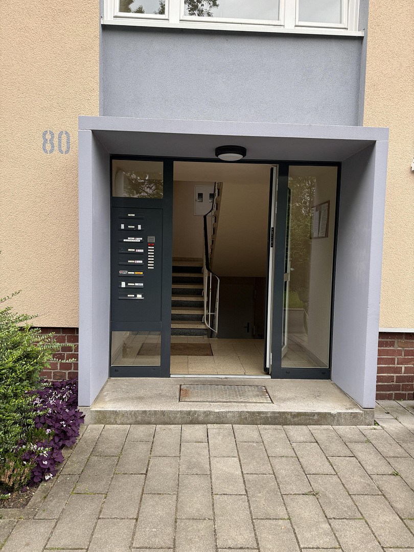 Wunderschöne 3 Zimmer-Wohnung mit großem Balkon & Stellplatz vor der Tür in Sachsenhausen-Nord – 60596 Frankufrt(Sachsenhausen) – Vorschaubild 13