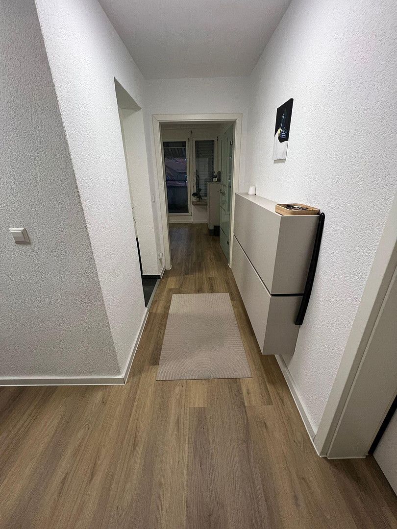 Kernsaniert, Stylische 2-Zim.-Wohnung mit Riesen-Terrasse & Traumhafter Aussicht! – Foto 12