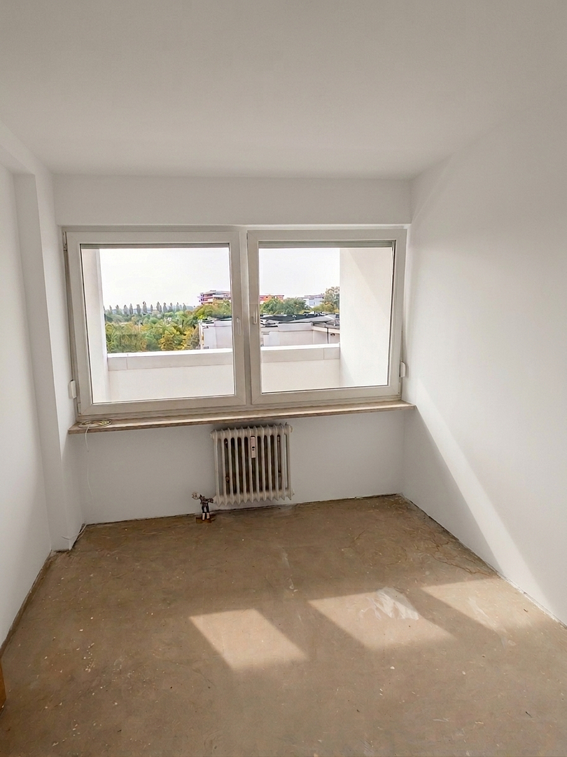 Privat zu verkaufen – neu renovierte 2-Zimmer-Wohnung in Ingolstadt – 85057 Ingolstadt – Vorschaubild 2