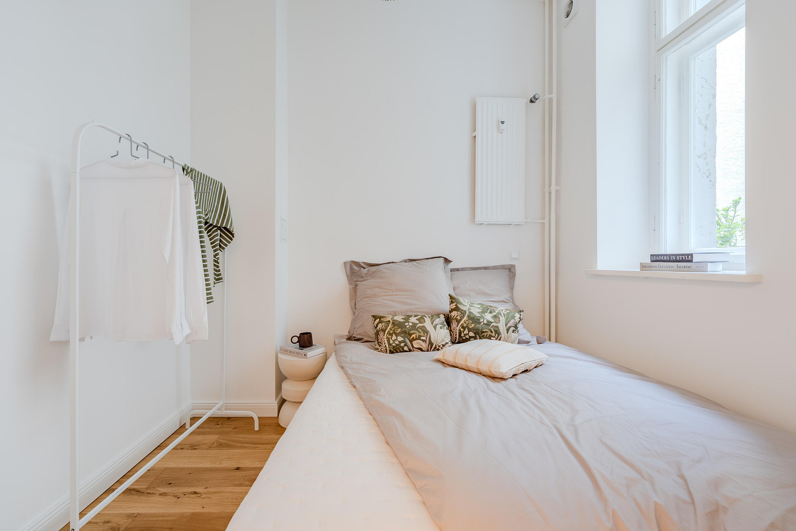 *PROVISIONSFREI* Bezugsfreie renovierte 2-Zimmer Altbauperle in hersschaftlichem Altbau in TOP-Lage – Prager Strasse 3, 10779 Berlin(Wilmersdorf) – Vorschaubild 9