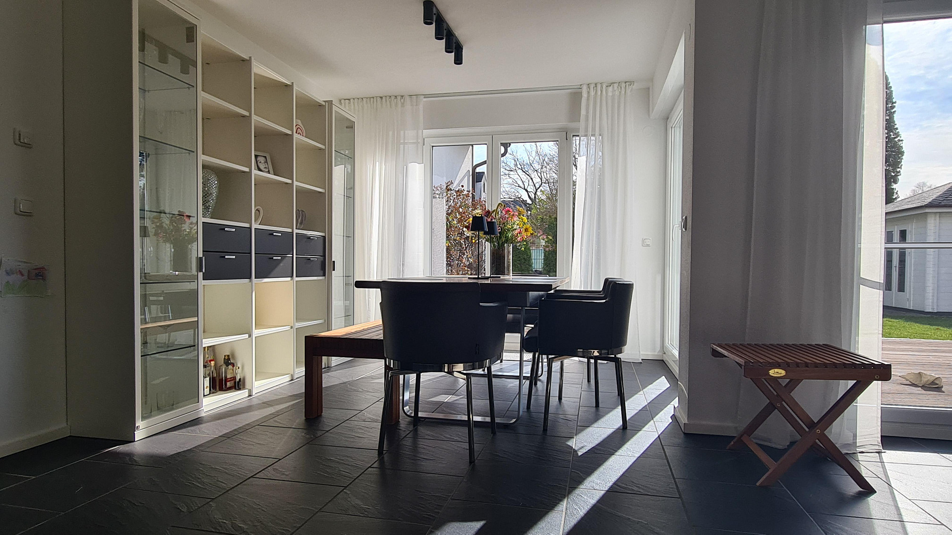 VON PRIVAT UND PROVISIONFREI: Reiheneckhaus in Großhadern im Blumenviertel – 81377 München(Hadern) – Vorschaubild 4