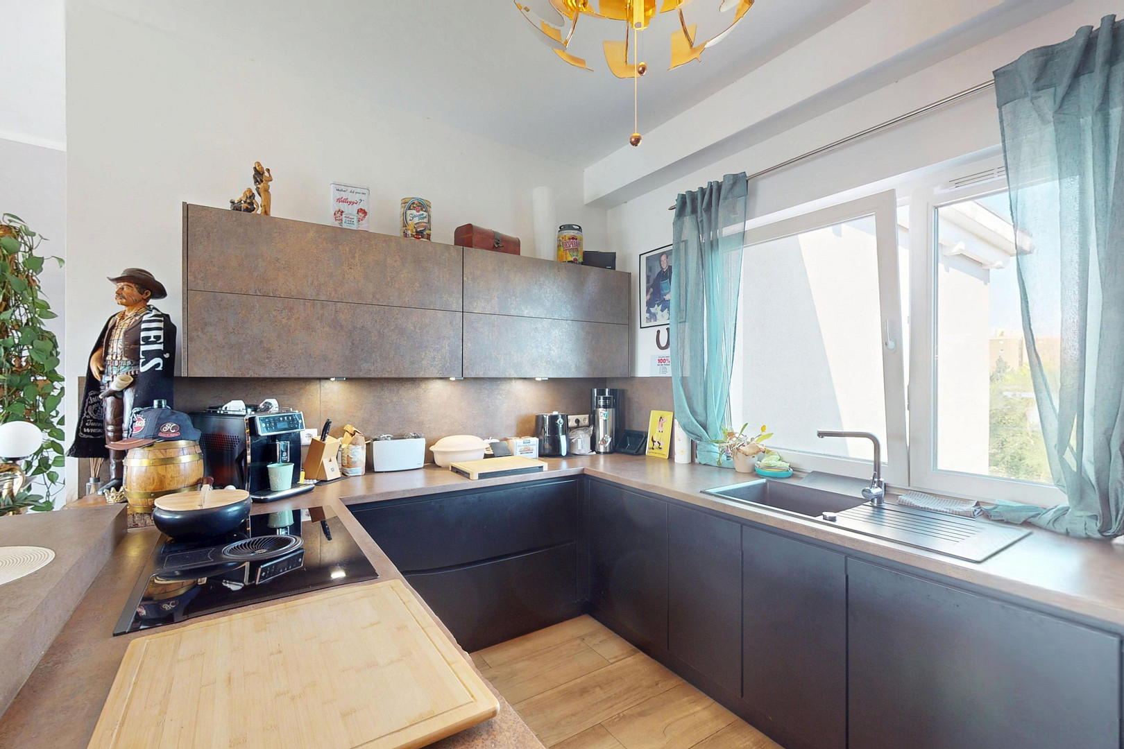 Einzigartige Vier-Zimmer-Penthousewohnung mit Lift und Terrasse in Frankfurt am Main – 65934 Frankfurt am Main(Nied) – Vorschaubild 7
