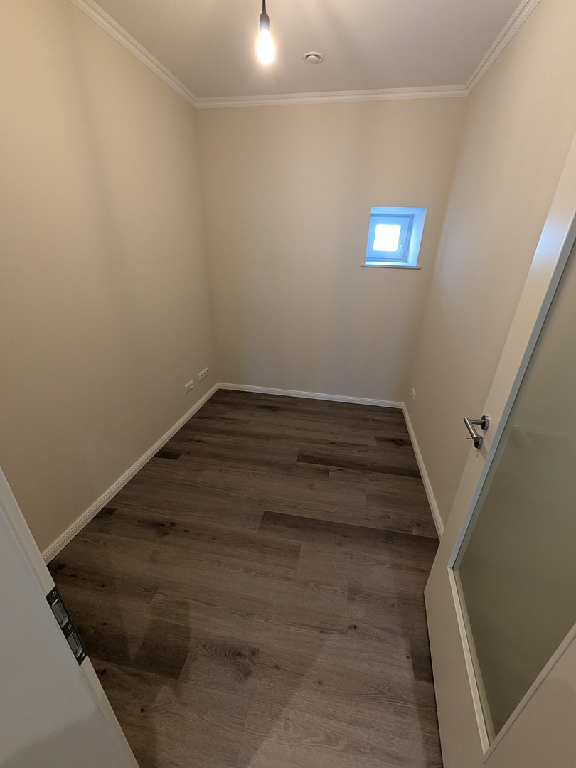 Top 5-Zimmer KfW Wohnung mit Küche, Balkon Bodenheizung in bester Lage von Wiesbaden Mitte – Moritzstraße  68, 65185 Wiesbaden – Vorschaubild 7