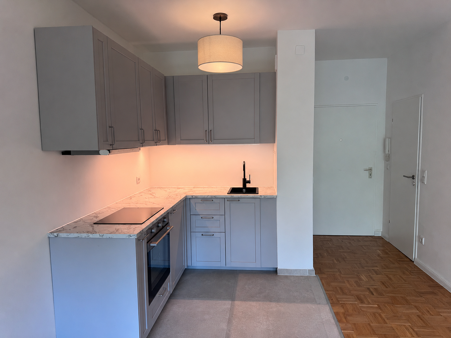 Berlin-Nikolassee: Sanierte 41 qm Wohnung mit Küche, renoviertem Bad und großem Balkon im Grünen – Potsdamer Chaussee 48A, 14129 Berlin-Bezirk Steglitz-Zehlendorf(Nikolassee) – Vorschaubild 4