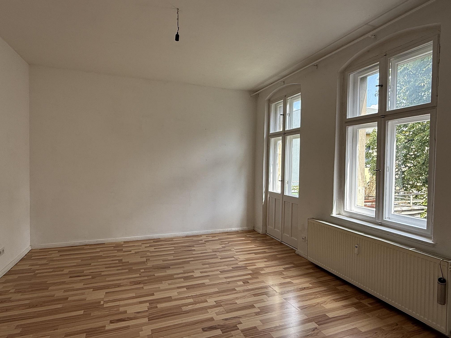 Bezugsfreie helle 2-Zimmer QG Altbauwohnung in der Nähe vom Schloss Charlottenburg (provisionsfrei) – Mindener Straße 3, 10589 Berlin(Charlottenburg) – Vorschaubild 3