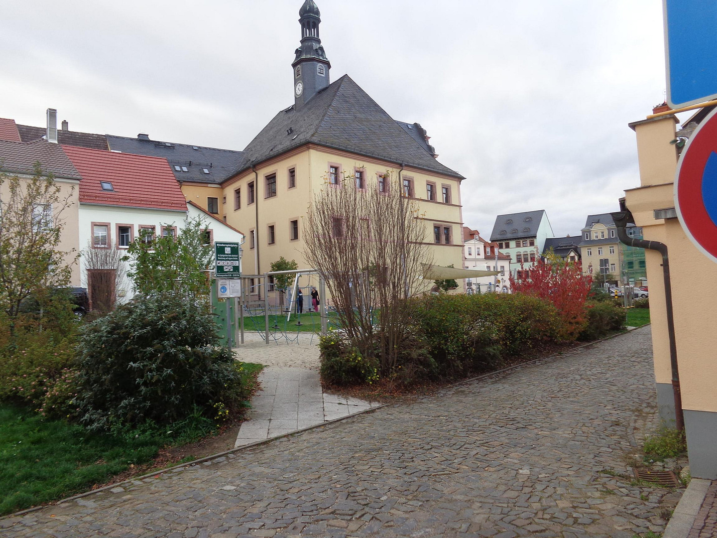 schönes & ruhiges Stadthaus mit ELW Bj. 2000 – Penig – Vorschaubild 35