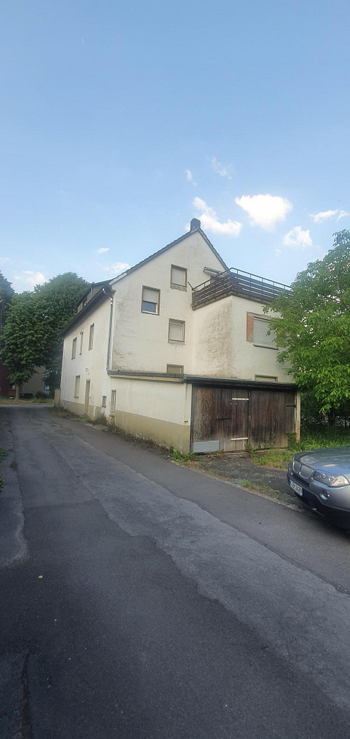 Mehrfamilienhaus mit Gewerbeeinheit in Bestlage   Terasse/Garage/Freiflächen usw... auf Hauptstrasse – Ütterlingser Str. 23, 58791 Werdohl(Ütterlingsen) – Vorschaubild 3