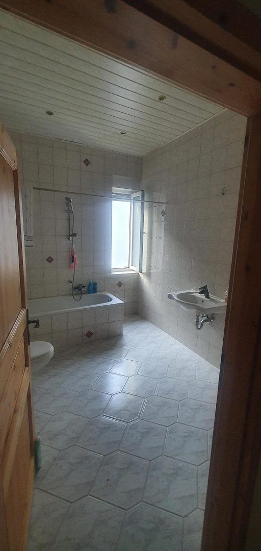 Mehrfamilienhaus mit Gewerbeeinheit in Bestlage   Terasse/Garage/Freiflächen usw... auf Hauptstrasse – Ütterlingser Str. 23, 58791 Werdohl(Ütterlingsen) – Vorschaubild 6