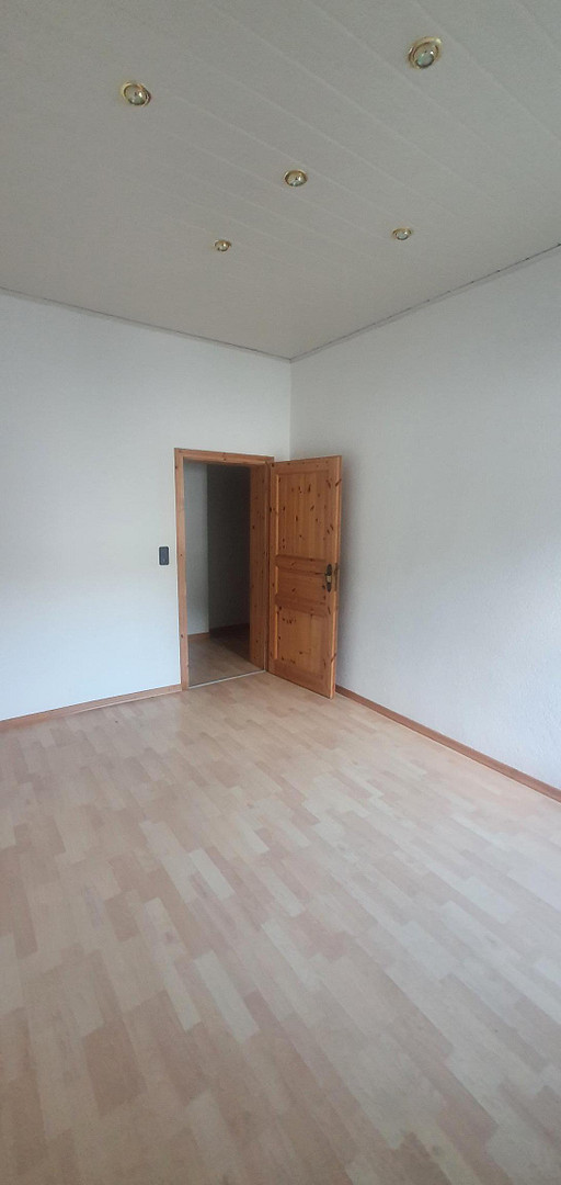 Mehrfamilienhaus mit Gewerbeeinheit in Bestlage   Terasse/Garage/Freiflächen usw... auf Hauptstrasse – Ütterlingser Str. 23, 58791 Werdohl(Ütterlingsen) – Vorschaubild 14