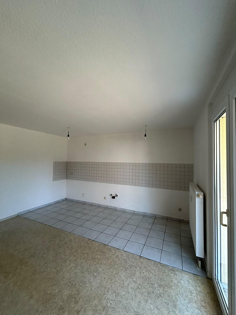 Attraktive 2-Zimmer-Wohnung mit großzügigem Wohnkonzept – Helga-Barth-Str. 7, 75015 Bretten – Vorschaubild 2
