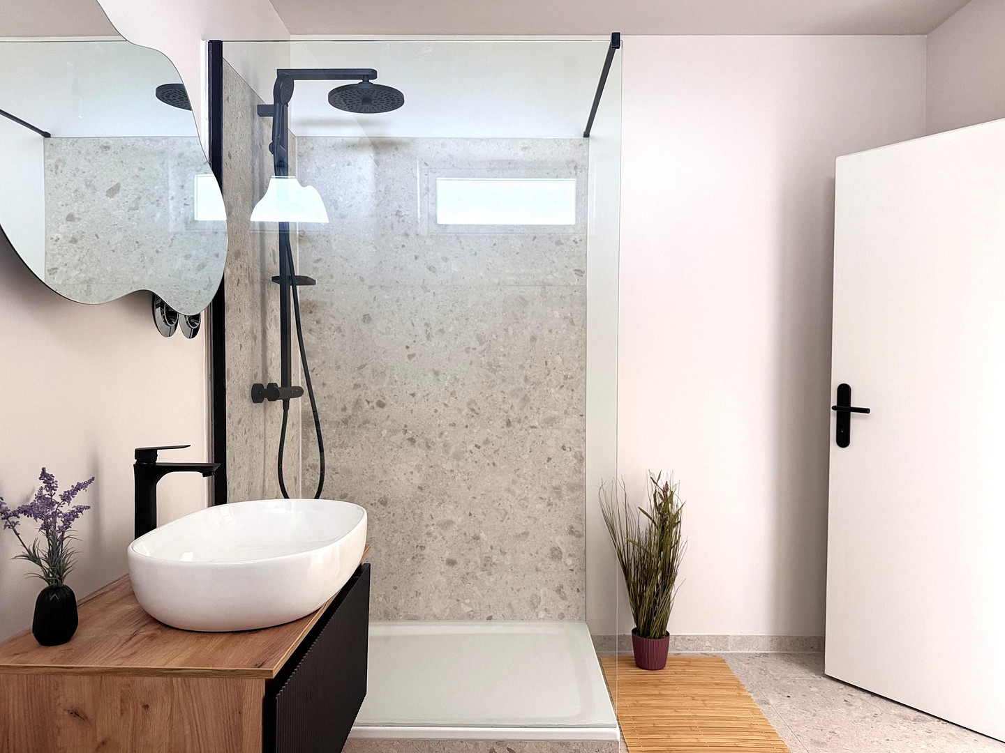 *PROVISIONSFREI* Stilvoll modernisierte 2-Zimmer-Wohnung mit traumhaftem Blick & großem Sonnenbalkon – 65199 Wiesbaden-Dotzheim(Wiesbaden) – Vorschaubild 7