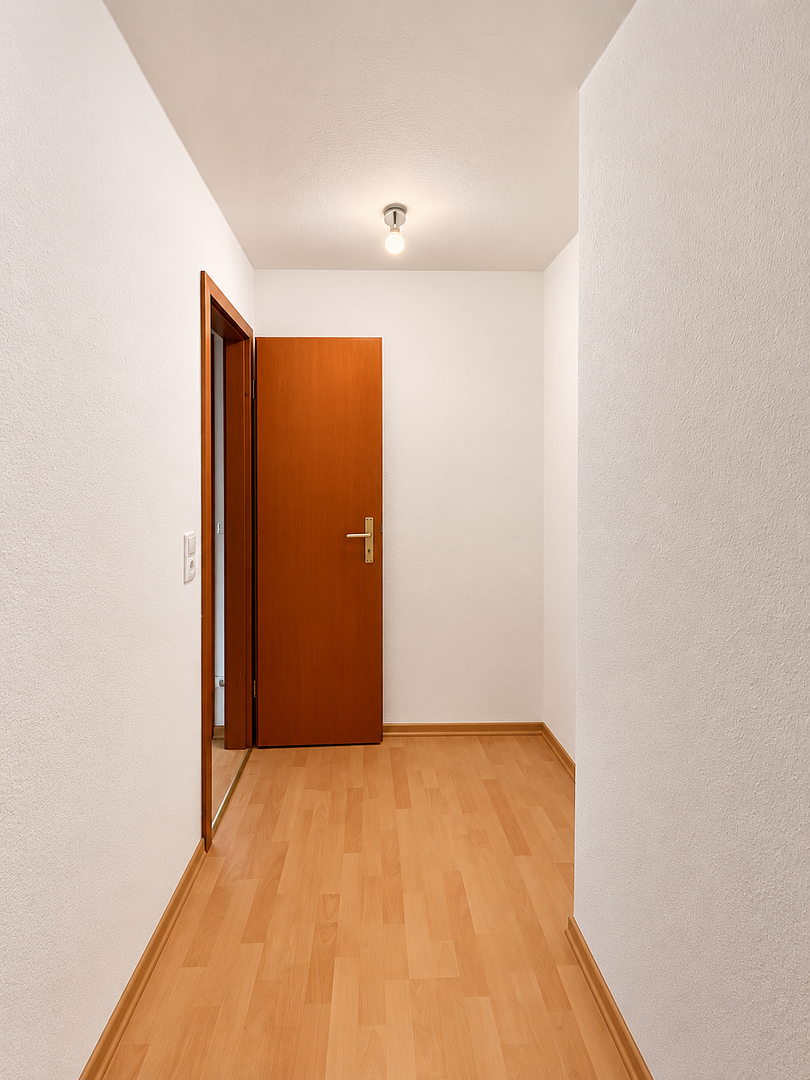 Helle 2-Raum Wohnung in ruhiger Lage mit Terrasse – Hauptstraße 4c, 1156 Cossebaude – Vorschaubild 8