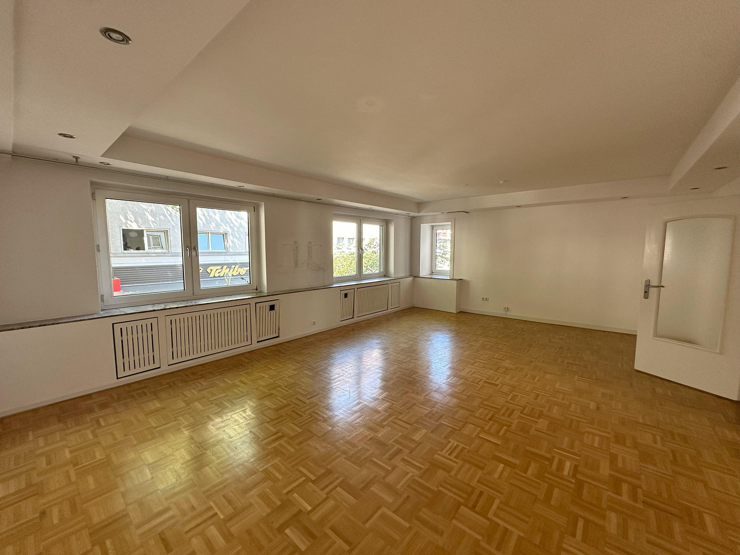 4-Zimmer-Wohnung im 1. OG mit Balkon – Mitten in Rüttenscheid – 45130 Essen(Rüttenscheid) – Vorschaubild 3