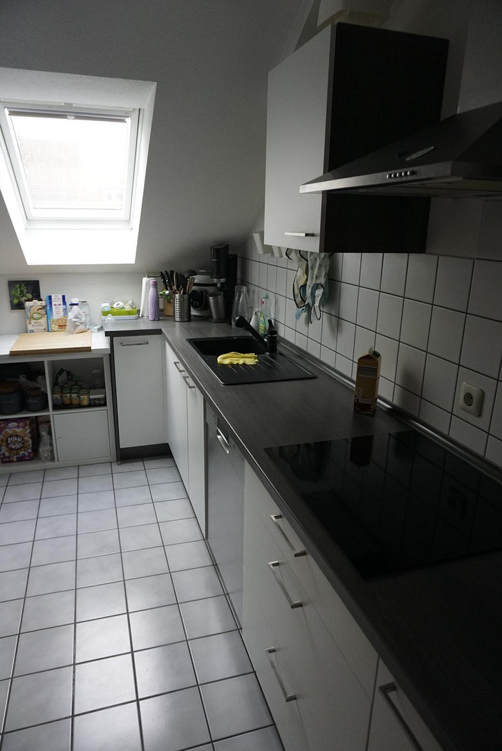 Charmante 3,5-Zimmer-Dachgeschosswohnung in ruhiger Wohnlage von Winnenden – Gaußweg 11, 71364 Winnenden(Birkmannsweiler) – Vorschaubild 9