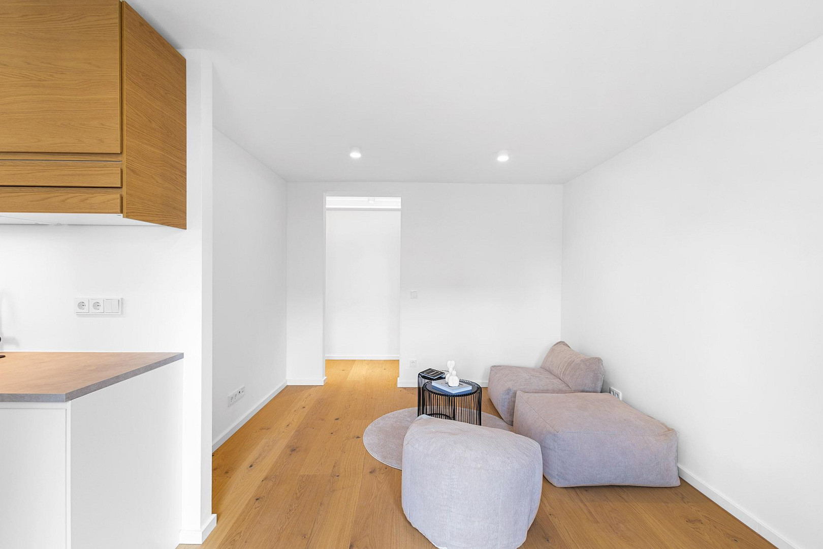 Provisionsfrei & Kernsaniert vom Architekten - 2 Zimmer, Loggia und EBK – München(Berg am Laim) – Vorschaubild 3