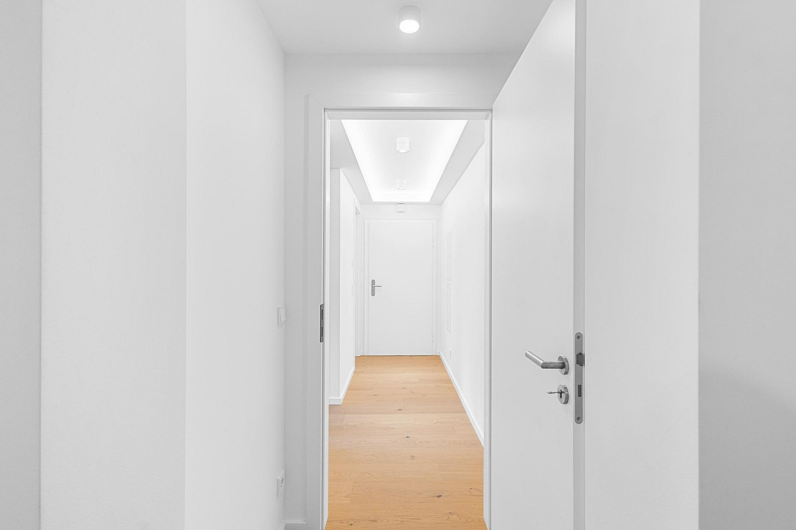 Provisionsfrei & Kernsaniert vom Architekten - 2 Zimmer, Loggia und EBK – München(Berg am Laim) – Vorschaubild 8