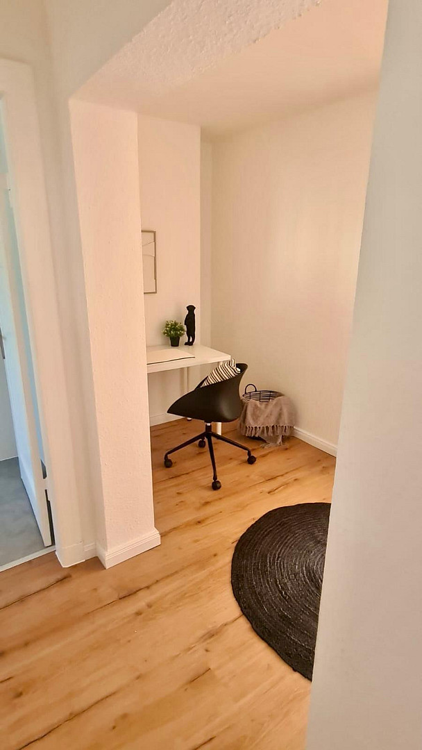 Moderne 2-Zimmerwohnung in zentraler Lage von Kiel Exerzierplatz - umfassend renoviert – Eckernförder Str. 20d, 24103 Kiel(Exerzierplatz) – Vorschaubild 3