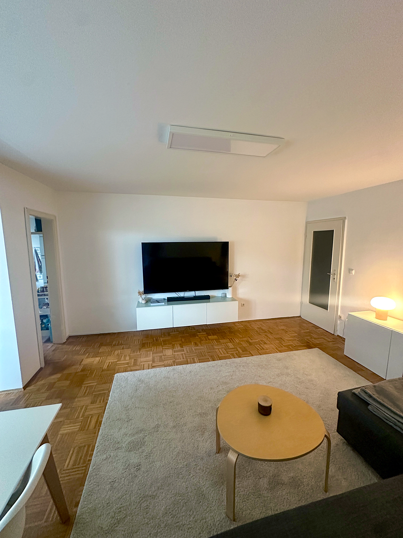 Bezugsfreie 2-Zimmer-Wohnung mit renoviertem Balkon & Fenster in Berg am Laim – provisionsfrei – Dornbergstraße 37, 81673 München(Berg am Laim) – Vorschaubild 7