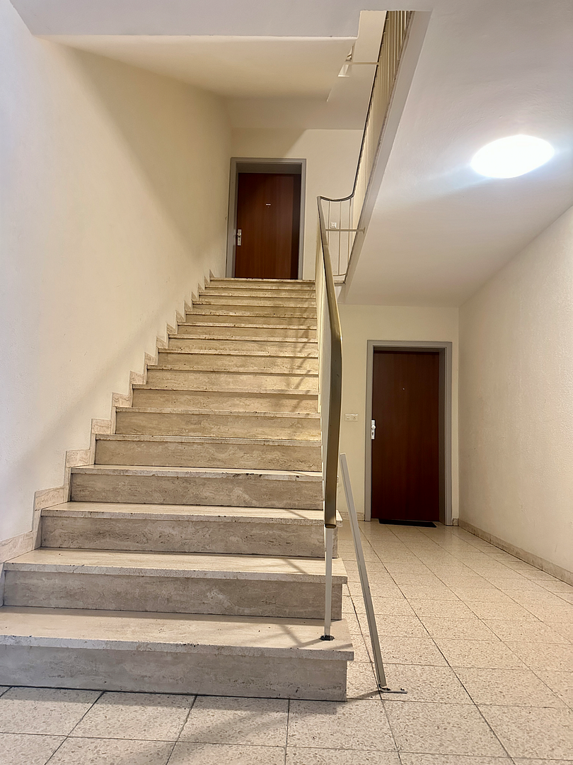 Bezugsfreie 2-Zimmer-Wohnung mit renoviertem Balkon & Fenster in Berg am Laim – provisionsfrei – Dornbergstraße 37, 81673 München(Berg am Laim) – Vorschaubild 10
